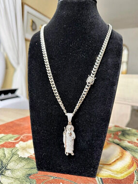 Saint Jude / San Judas iced out with 5a cz’s and Cuban necklace